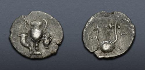 Lot 13 image