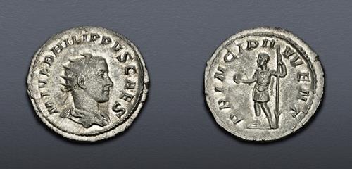 Lot 653 image